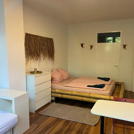 Happy Shared * Berlin